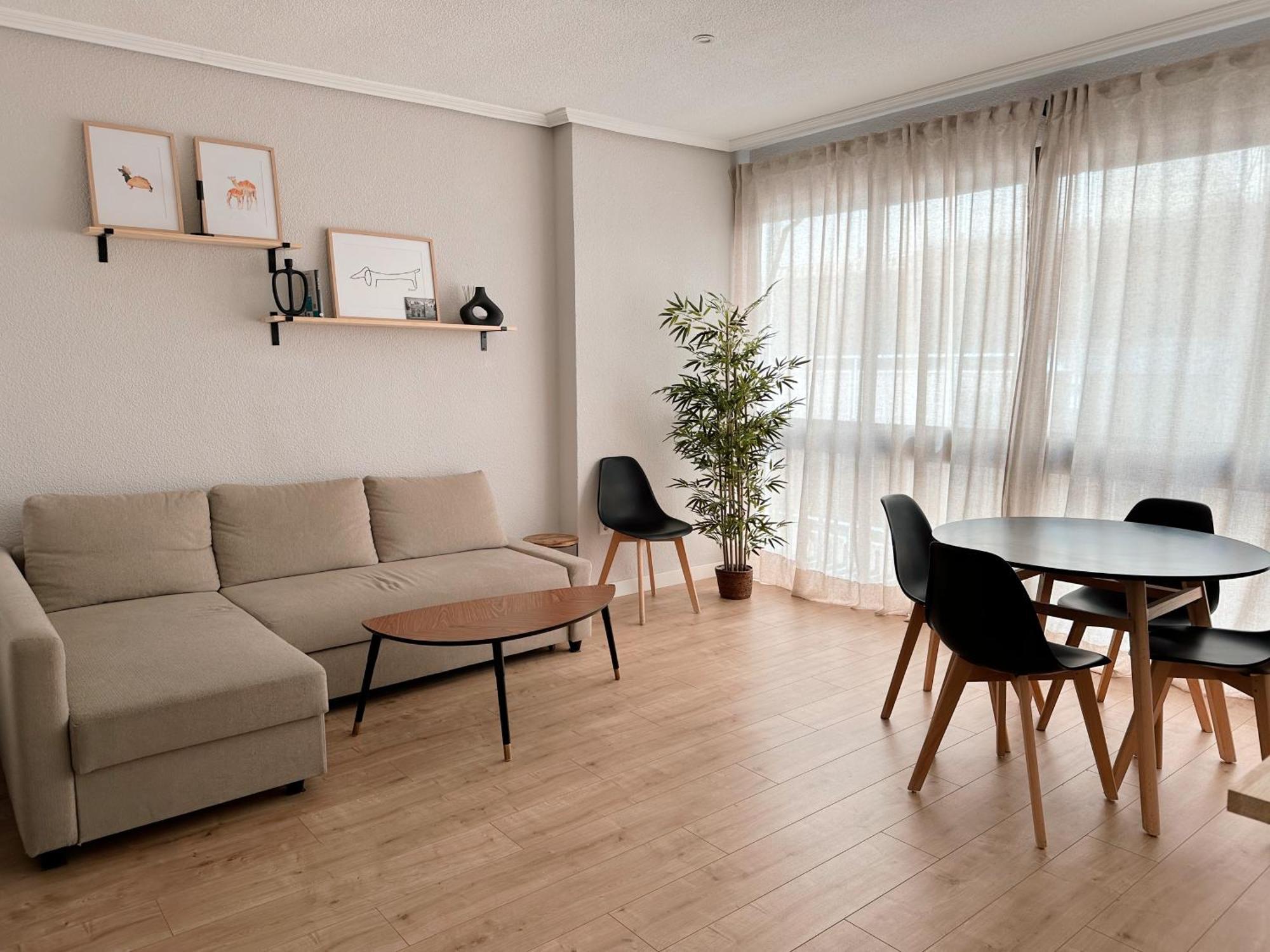 Center Flat Mezquita Apartment Cordoba Luaran gambar